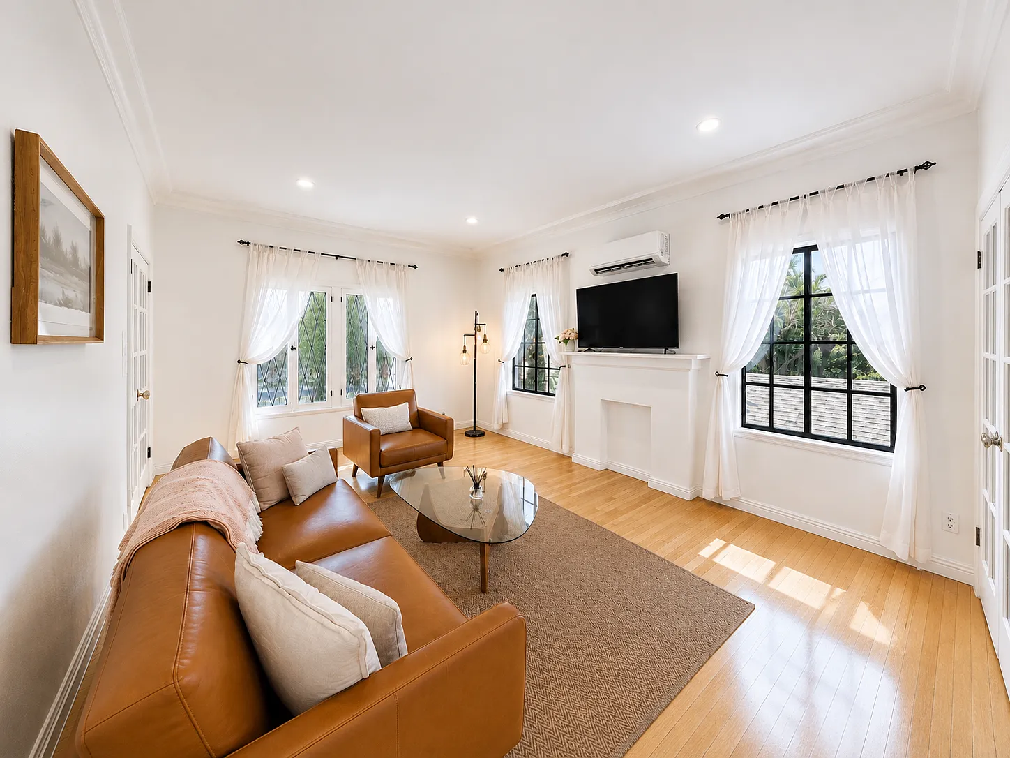 1 bed, 800 sqft, $4,200 — Photo 3