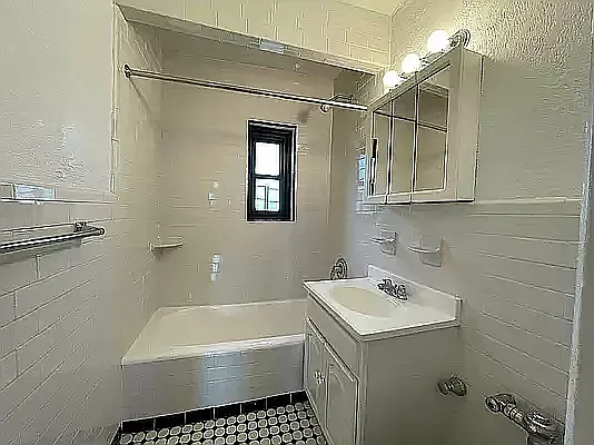 2728 Henry Hudson Pkwy #A44 — Photo 13
