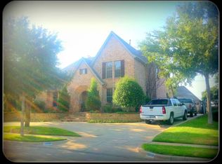 1017 Crestview Dr, Bedford, TX 76021