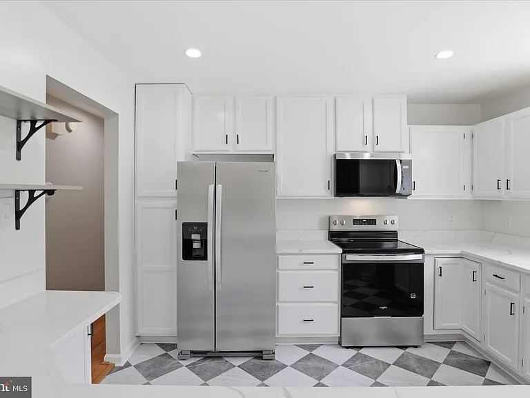 7264 Twilight Ct — Photo 26