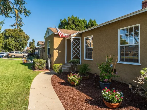 10943 Loch Lomond Dr, Whittier, CA 90606