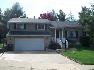 5940 Ridgecrest Drive, Peoria, IL 61614