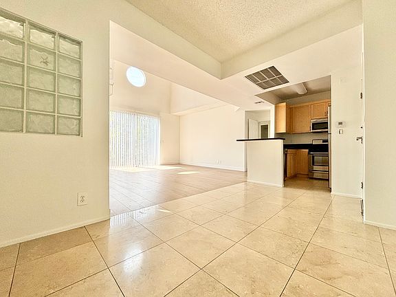 3rd image of 884 Palm Ave #302A