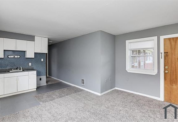 5th image of 12033 Monica St