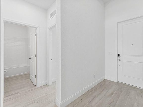 4th image of 10274 Dreamweaver Road #204