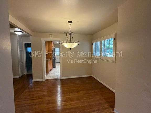 5th image of 3040 Orange Ave