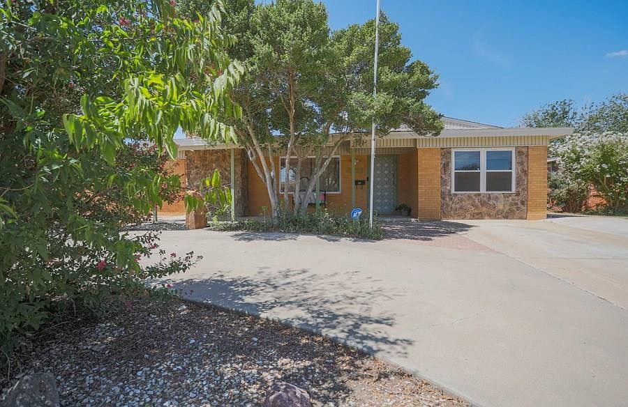 1st image of 4219 Clover Ave
