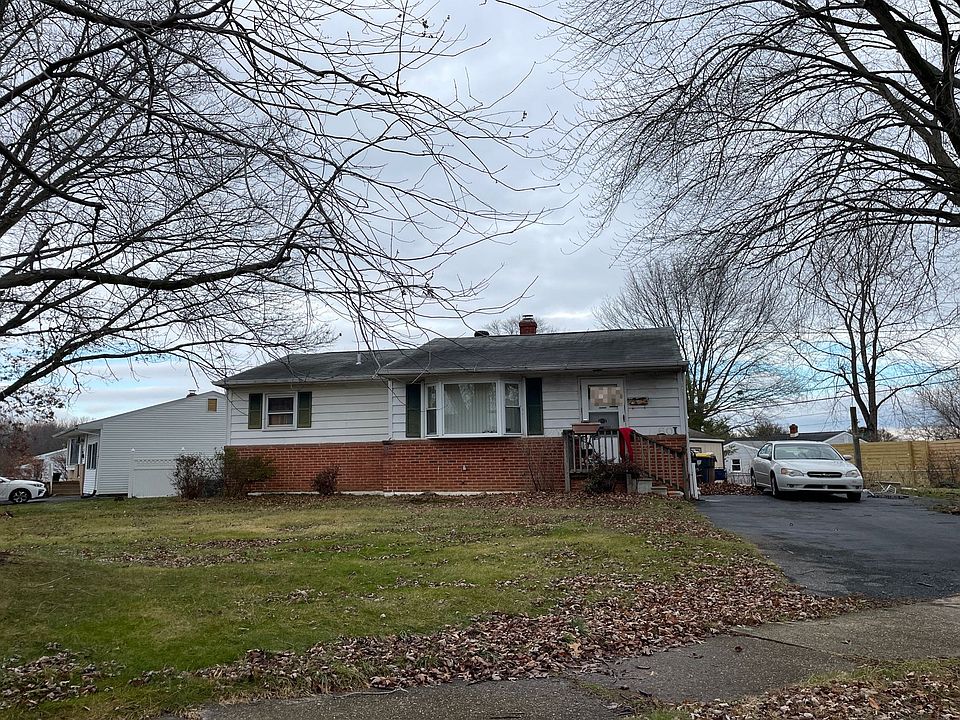 2nd image of 601 Tamara Cir