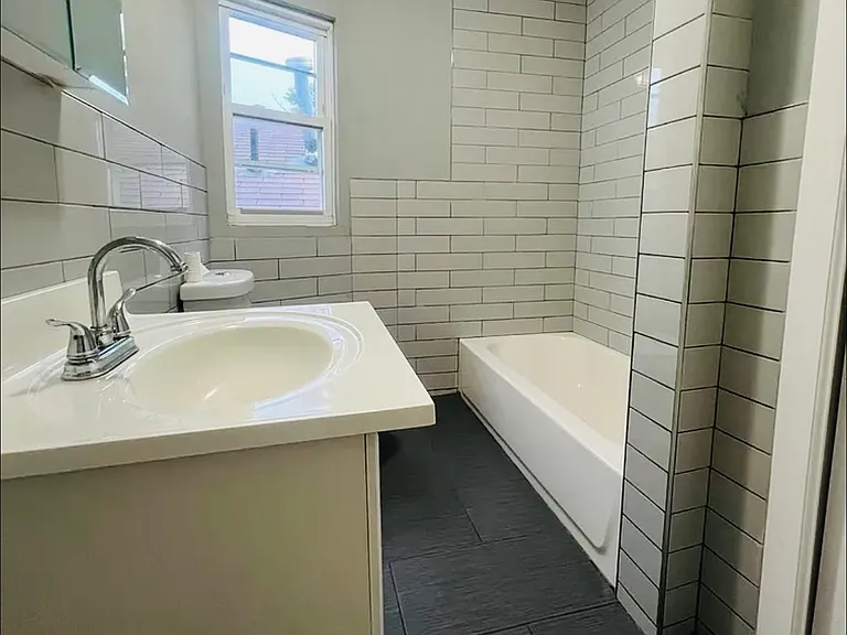 113 Ocean Ave #5A — Photo 3