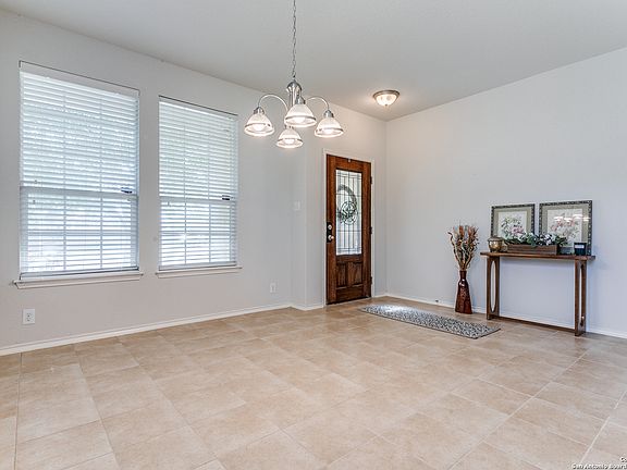 5th image of 5402 Onyx Way