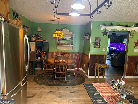 2nd image of 420 Charlie B Johnson Rd