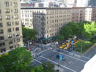 Rented by Platinum Brokerage Group, LLC