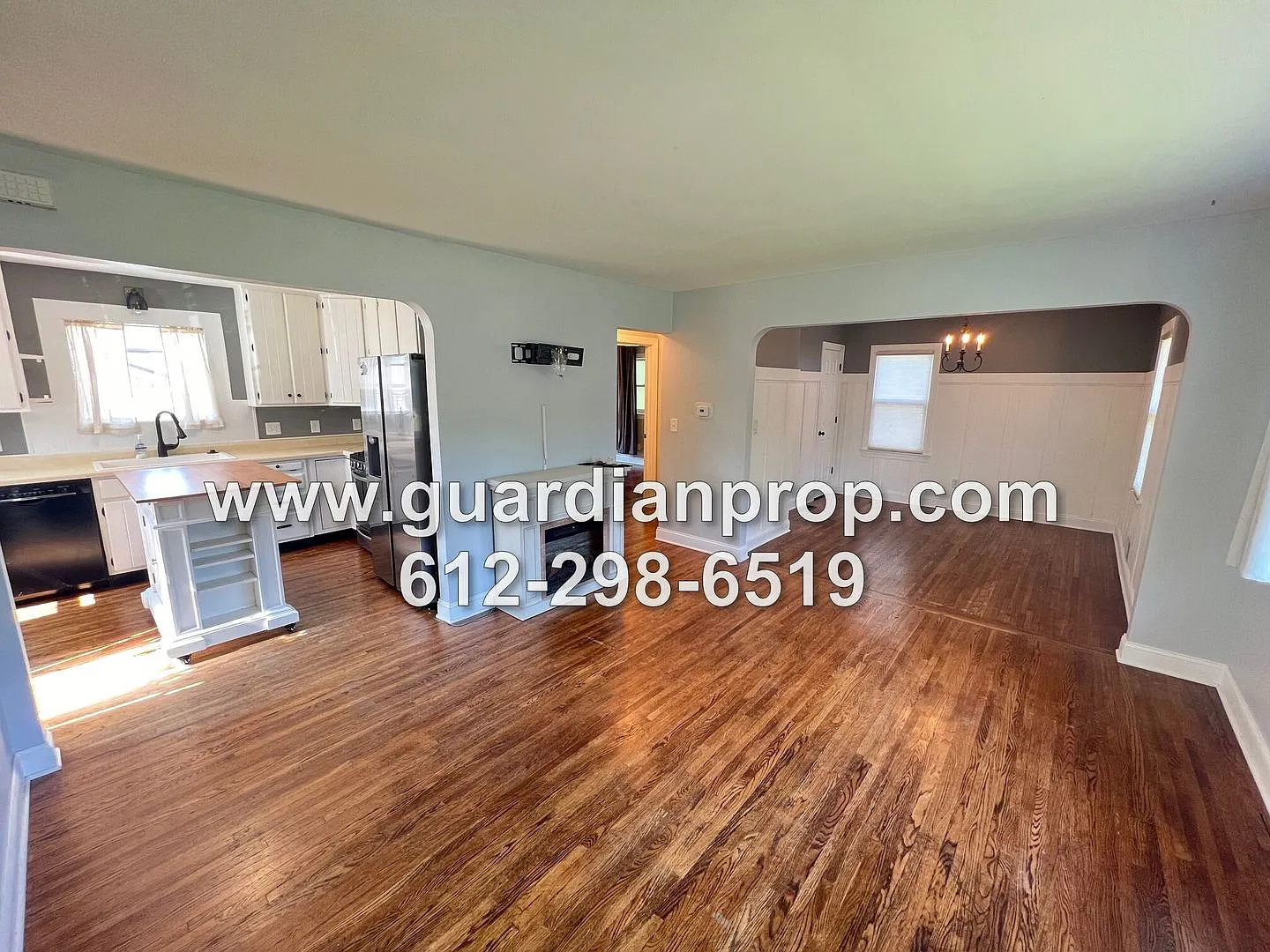Circle Pines House Available October 1st, Updated Kitchen & Baths, HW Floors, 2 Car Garage, Fence... — Photo 3