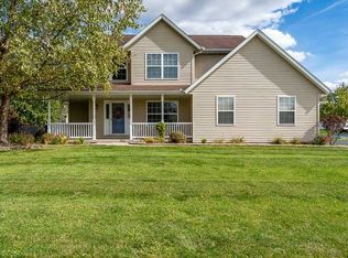 725 Hampton Dr, Byron, IL 61010