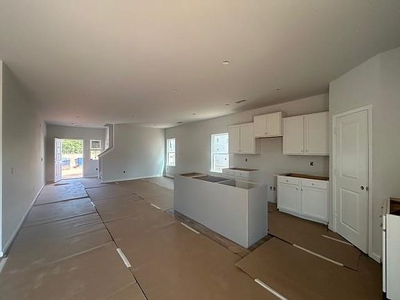 5th image of 272 Talbert Trl