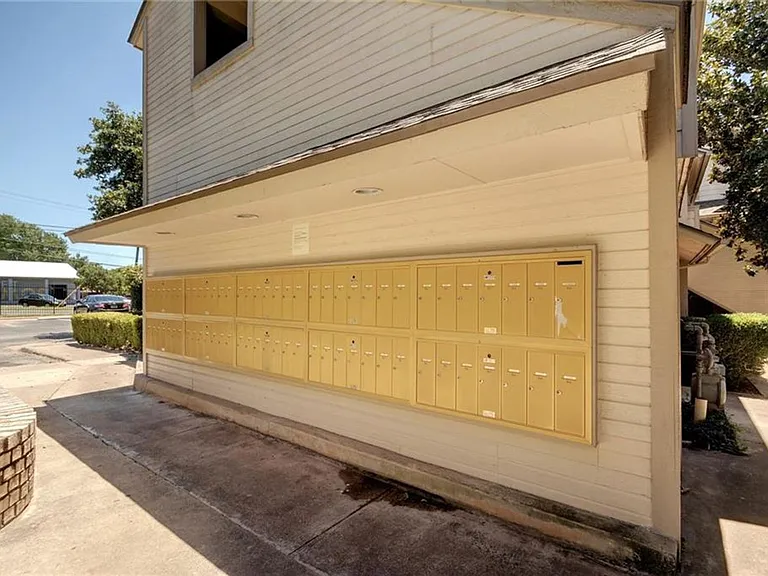 2500 Burleson Rd #319 — Photo 22