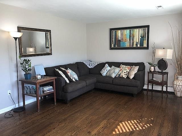 1st image of 839 Clearwater Ave