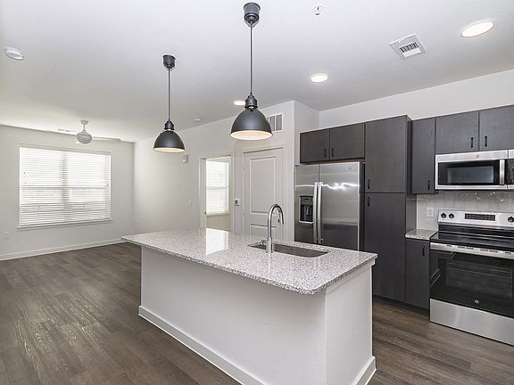 2nd image of 1220 S Powell Pkwy #5205