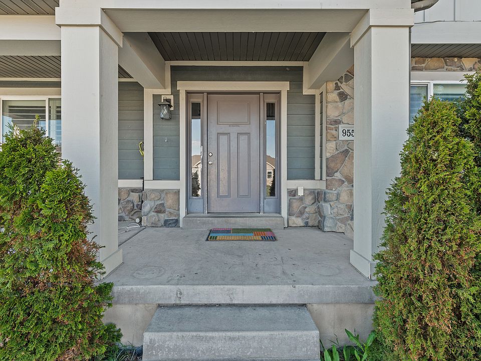1st image of 9552 N Horizon Dr W #113