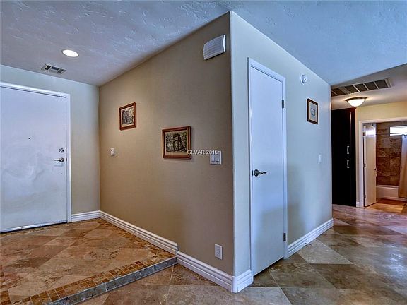 2nd image of 5405 Avenida Caballo