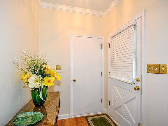 3rd image of 3972 Arborwood Ln