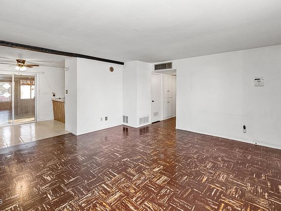 4th image of 4848 W HIGHLAND Avenue