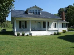 1498 White Oak Rd N, Waverly, TN 37185