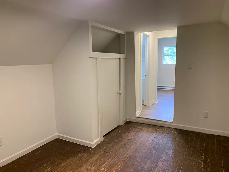 1719 E Cloaninger Ave #B — Photo 10