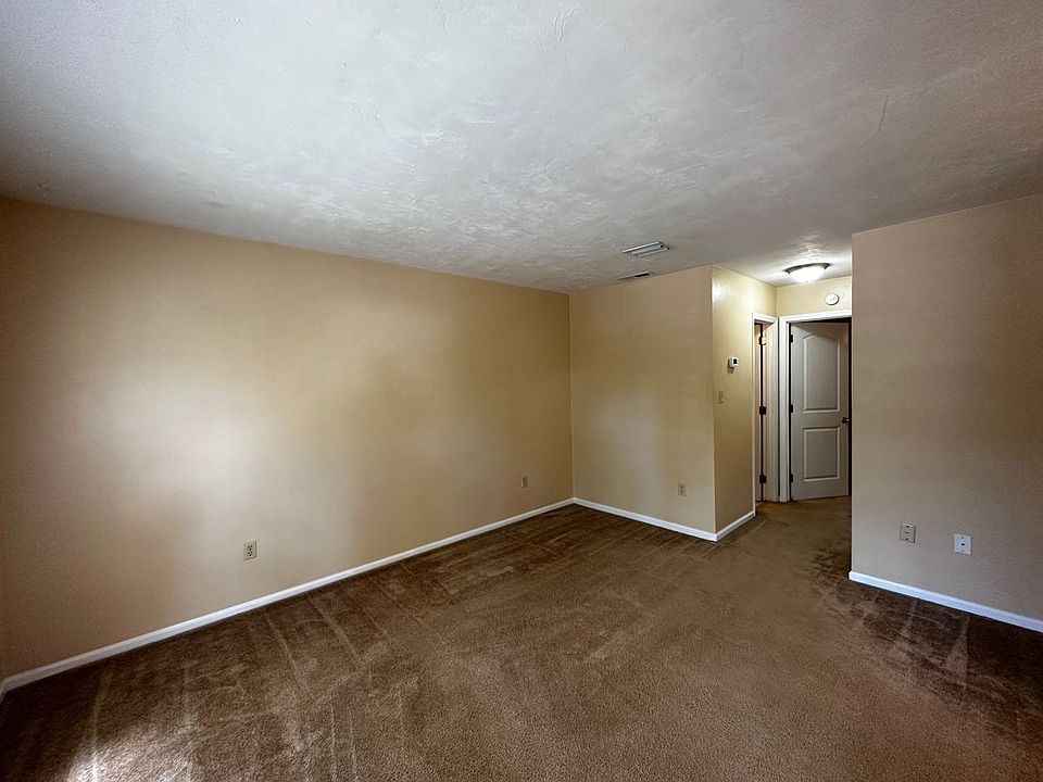 1st image of 616 Wilson Ave APT B