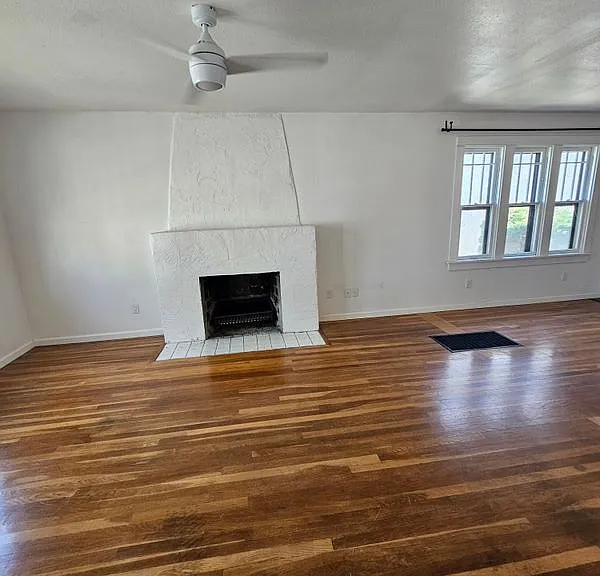 204 Harvard Dr SE #A — Photo 15