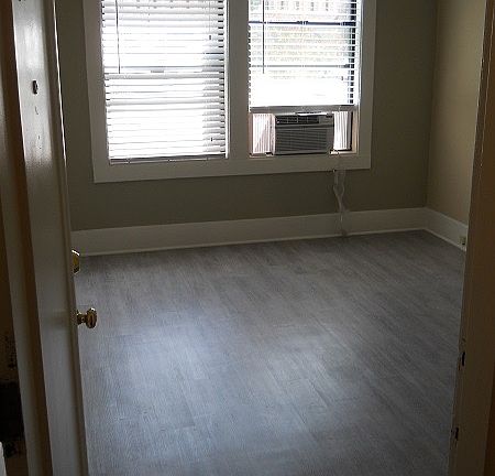 3rd image of 249 N Euclid Ave APT 110