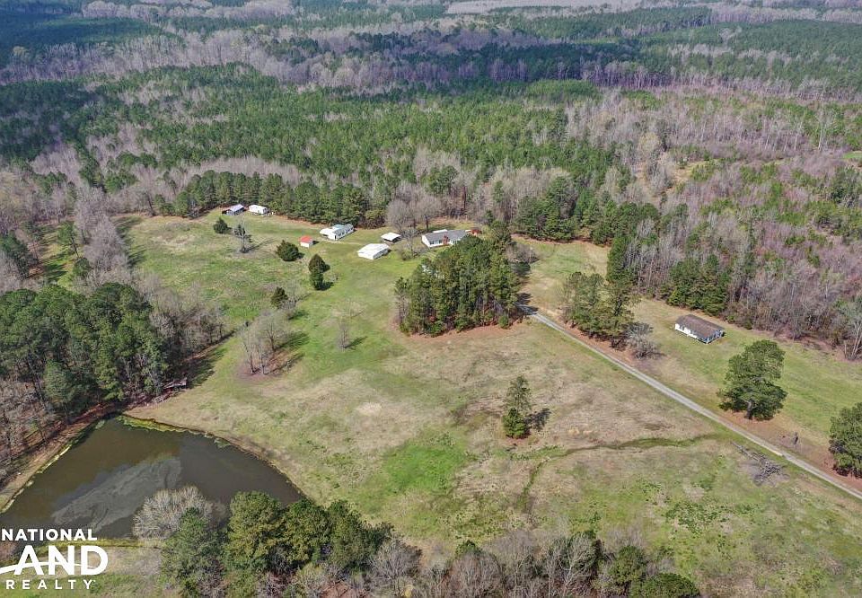 106+/- Gorgeous Acres of Fun!