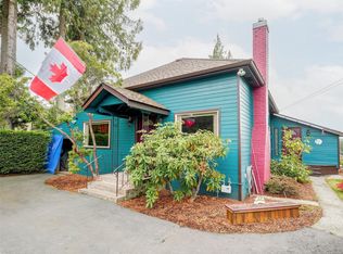 3998 Holland Ave, Saanich, BC V8Z 5K1
