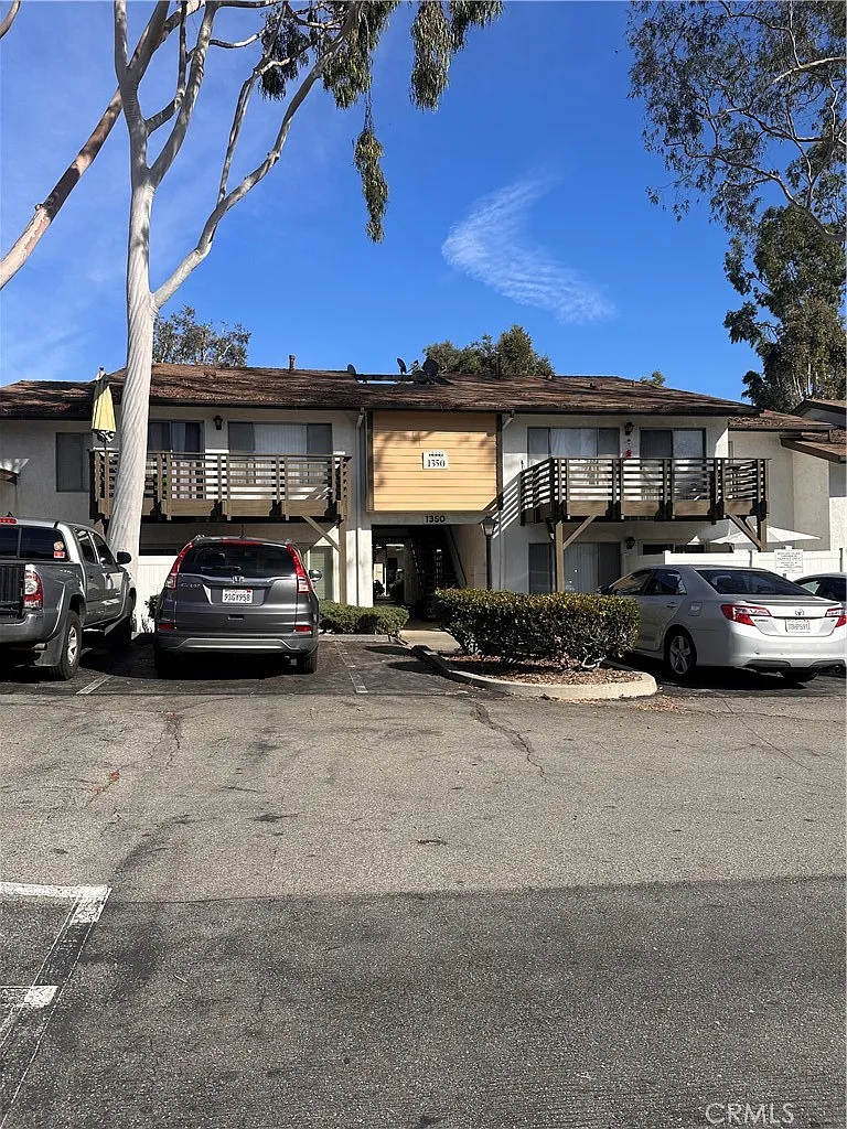 Building Photo - 1350 W Lambert Rd #120