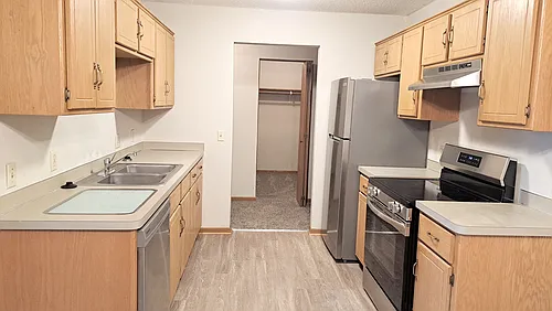 River Ridge Apartments Photo 1