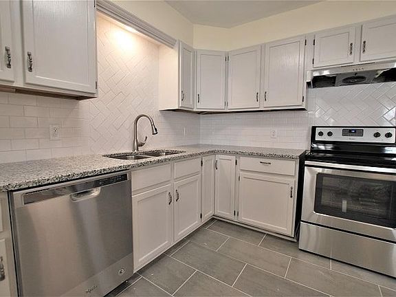 4th image of 2314 Burnley Ave
