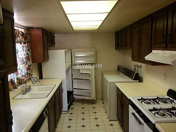 3rd image of 4660 Koval Ln APT 21B