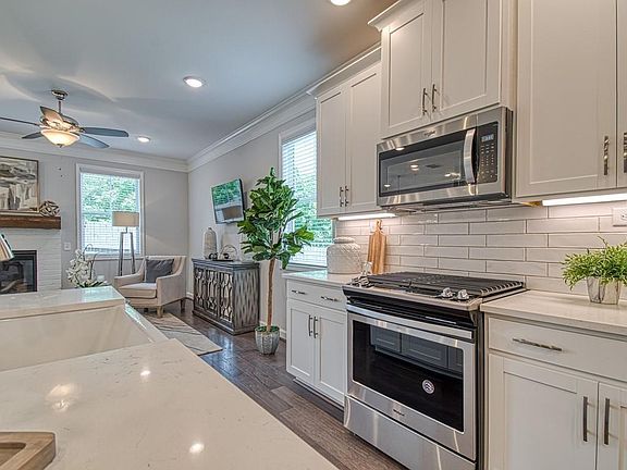 2nd image of 414 Niles Ct #15