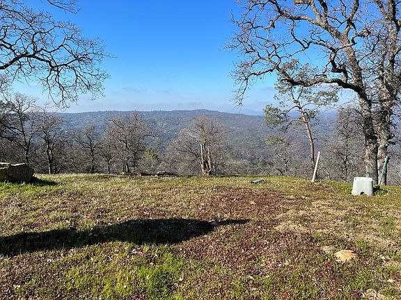 5th image of 41173 Lilley Mountain Dr