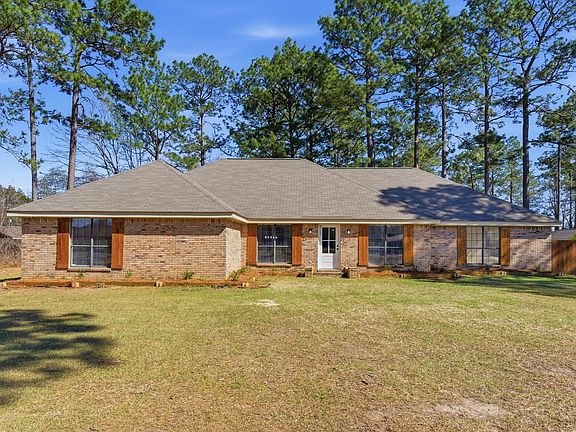 2nd image of 11 Twin Lakes Rd