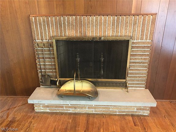 4th image of 527 Liberty St