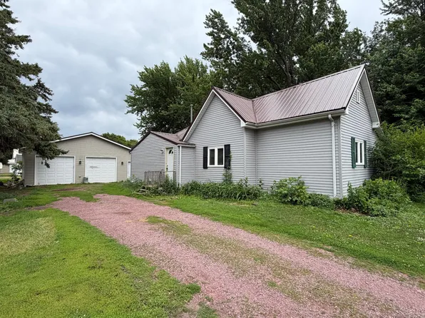 427 Cedar Ave, Westbrook, MN 56183