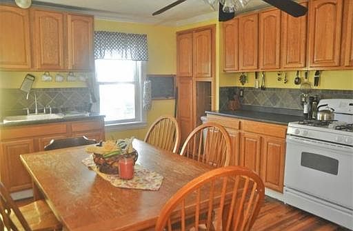 2nd image of 8 Laflamme Pl