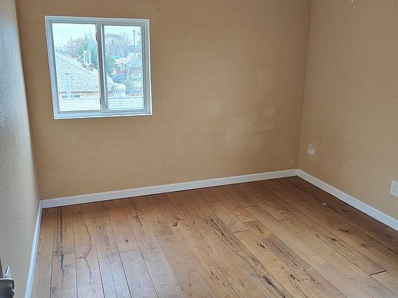 2nd image of 3234-3238 Webster Ave #32345