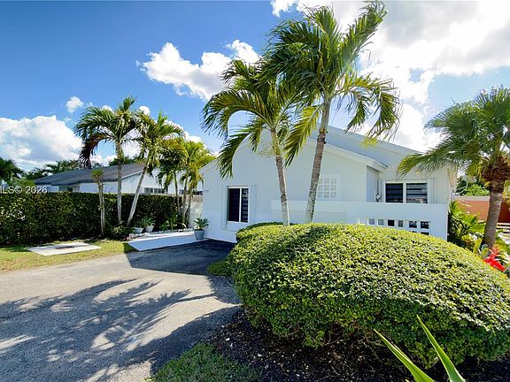 3rd image of 7220 SW 149th Ct