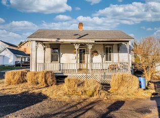 49 Colorado Ave, Westover, WV 26501