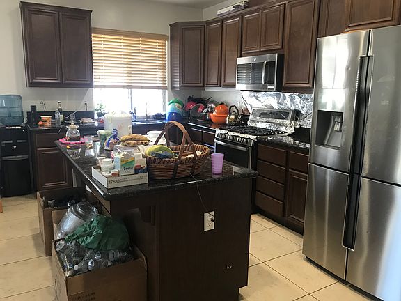 2nd image of 3953 E Evergreen Ave