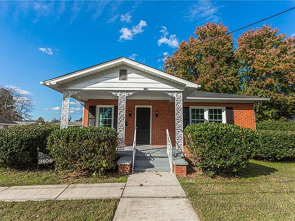5th image of 3404 S Ettrick St