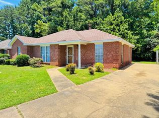 6917 Oak Side Dr, Montgomery, AL 36117