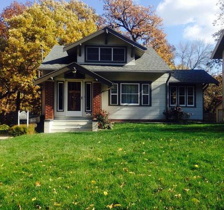 2nd image of 1521 41st St